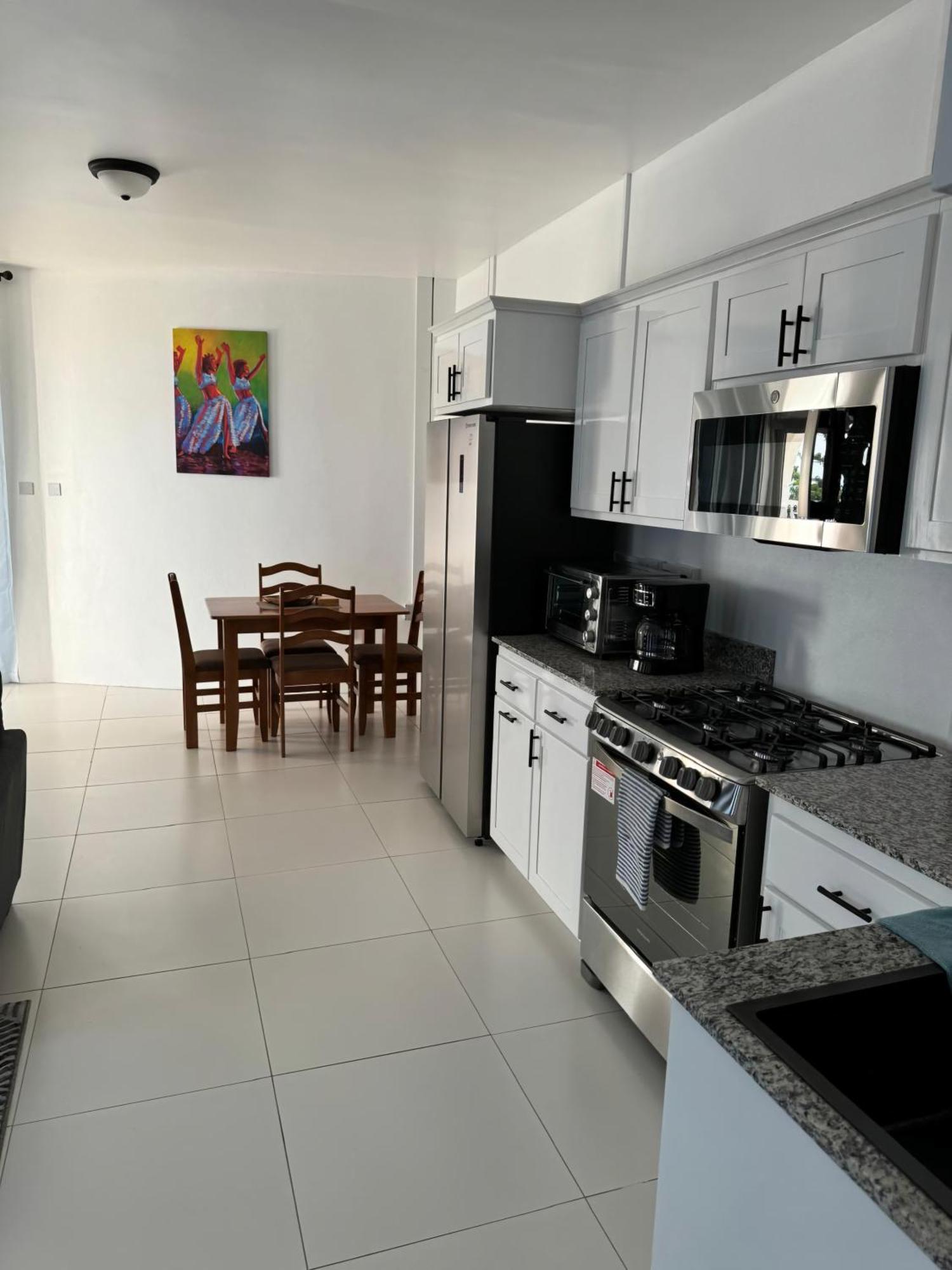 Eldorado Guesthouse & Car Rental Roseau Zimmer foto